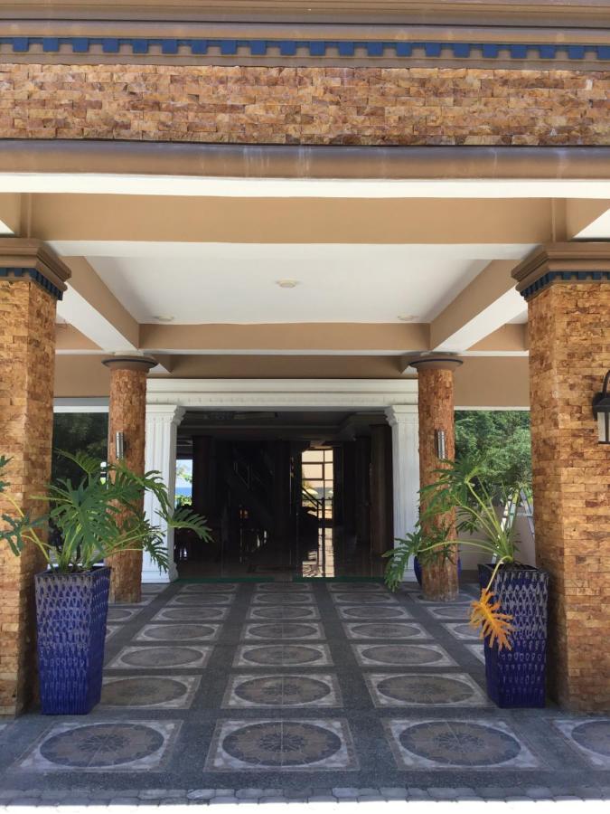Em Royalle Hotel & Beach Resort San Juan  Eksteriør billede