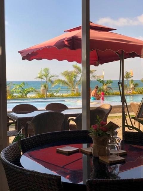 Em Royalle Hotel & Beach Resort San Juan  Eksteriør billede